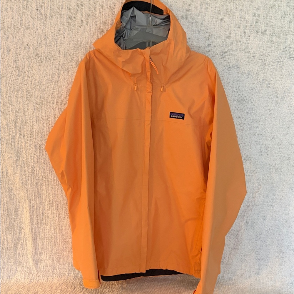 Patagonia H2No Womens Torrentshell 3L Rain Jacket, Color is Apricot, Size Large